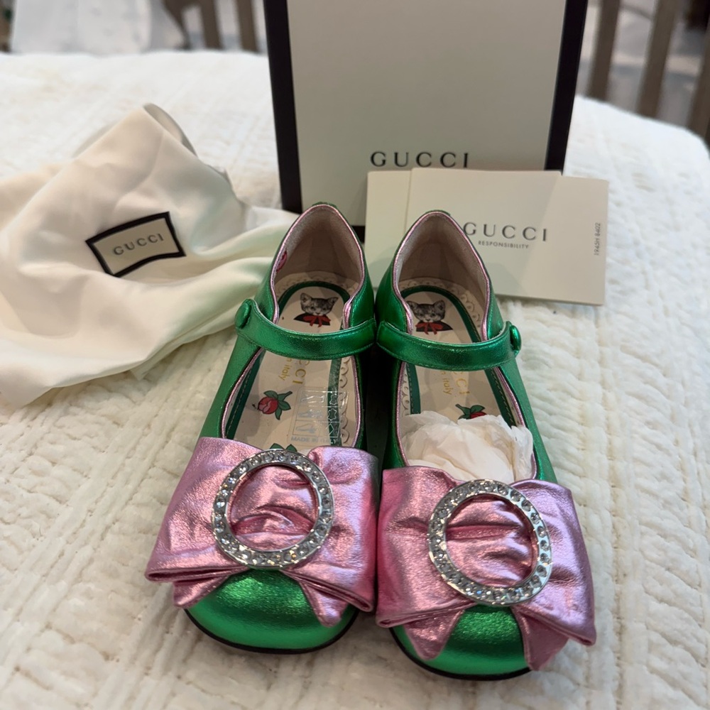 Gucci Kids Green and Pink Bow Shoes